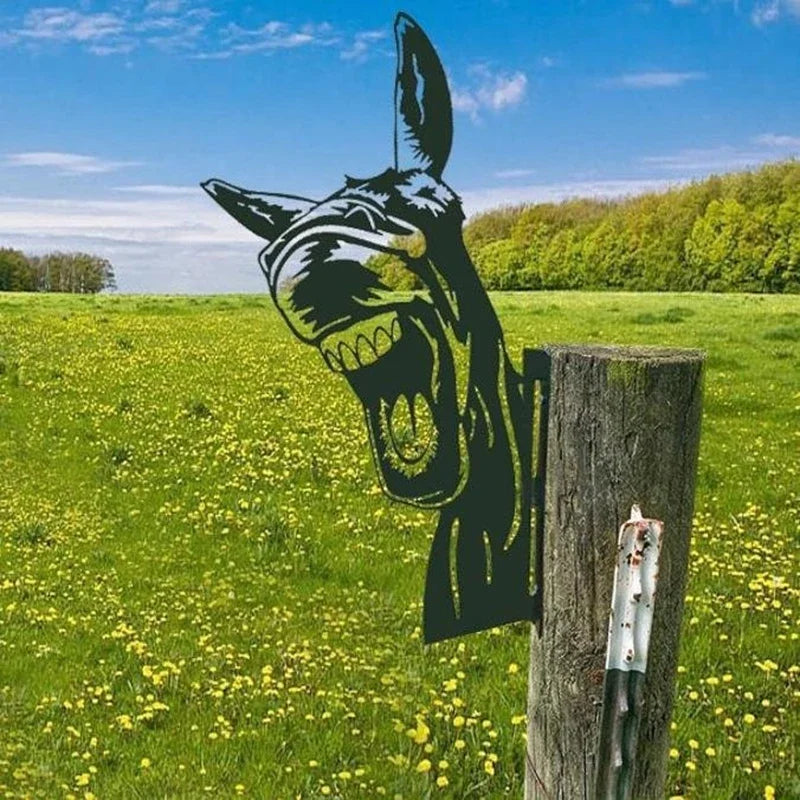 Garden Fence Decoration Home Decor Metal Peeping Cow Backyard Hang Artwork Animal Theme Funny Welcome Sign for Home Park